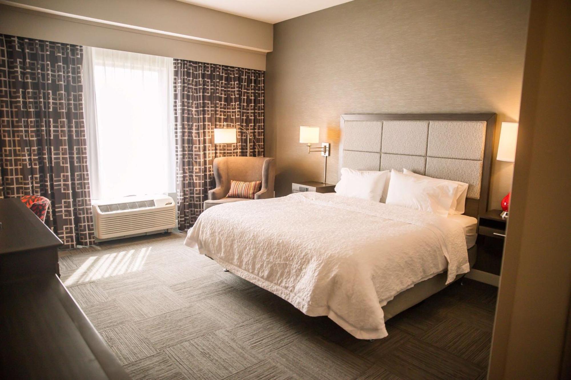 Hampton Inn-Pontiac Luaran gambar